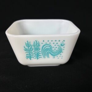 PYREX 501 Amish Butterprint Blue Turquoise Rooster Corn Refrigerator Dish No Lid